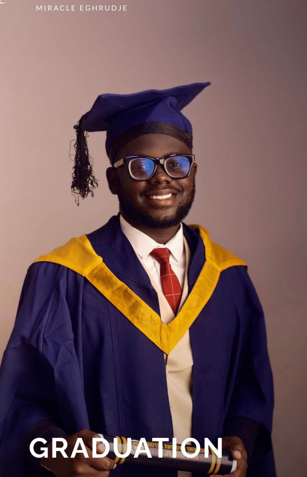 Mephiboshet scholarship graduate supported by IRM education programs
